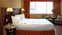 Hotels.com room